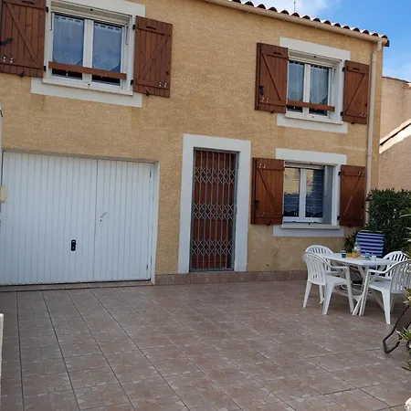 Daniela בית נופש ויאס